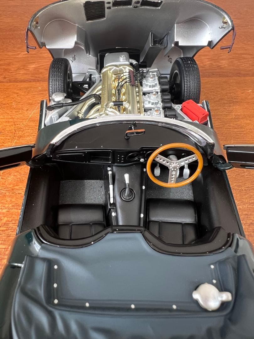 No470ミニカー1/18 AUTO art JAGUAR XKSS