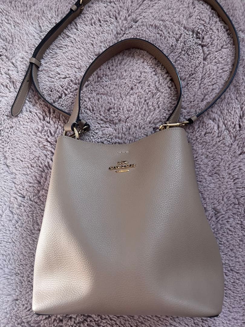 COACH（コーチ） アウトレット ショルダーバッグ　ベージュピンク