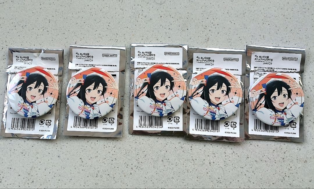 優木せつ菜 虹ヶ咲 えいがさき 缶バッジ ダンス衣装