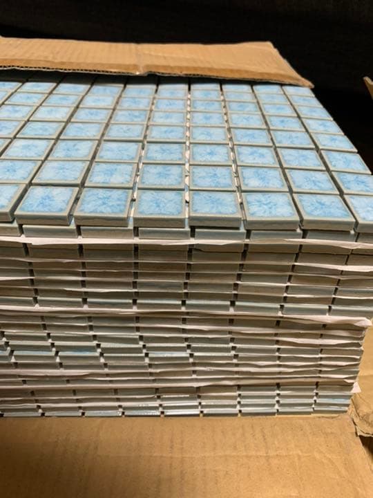 モザイクタイル　水色　陶器　25センチ角シート　　22枚