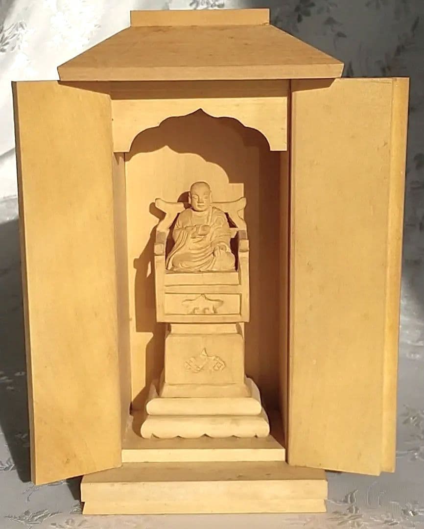 弘法大師坐像【極小】#396 厨子入り 空海 お大師さま 木彫 仏像