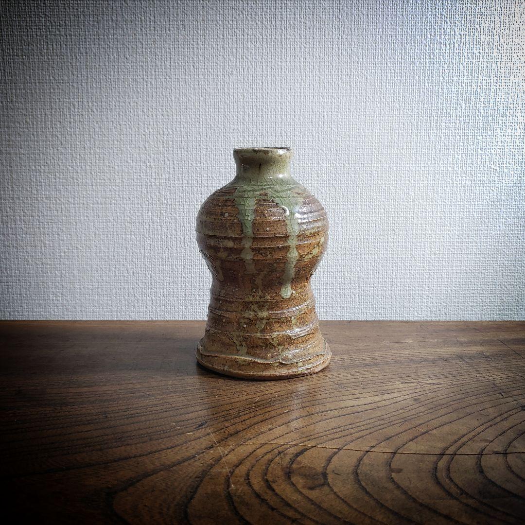 花瓶　花器　徳利　作家物　在銘　ろくろ目　フラワーベース　一輪挿し
