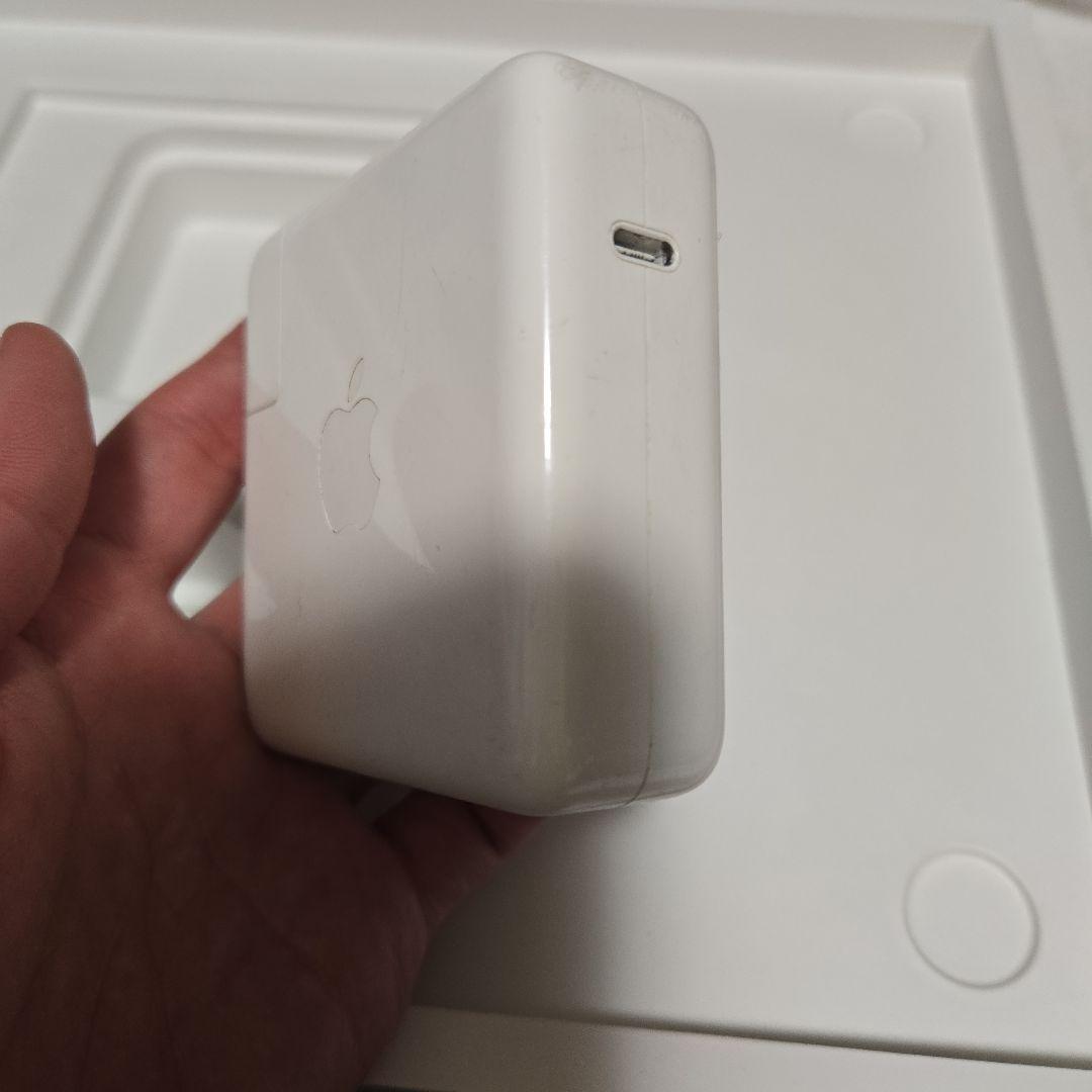 Apple MacBook Pro スペースグレー　15インチ　MVVJ2J/A