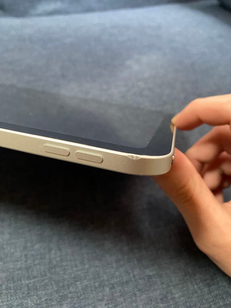 【ジャンク】iPad 第10世代 64GB シルバー 水没 部品取り用