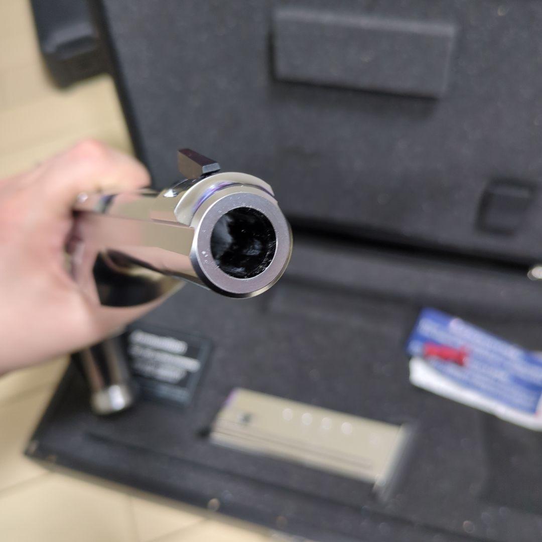 デザートイーグル 50AE レオンカスタム バイオハザード