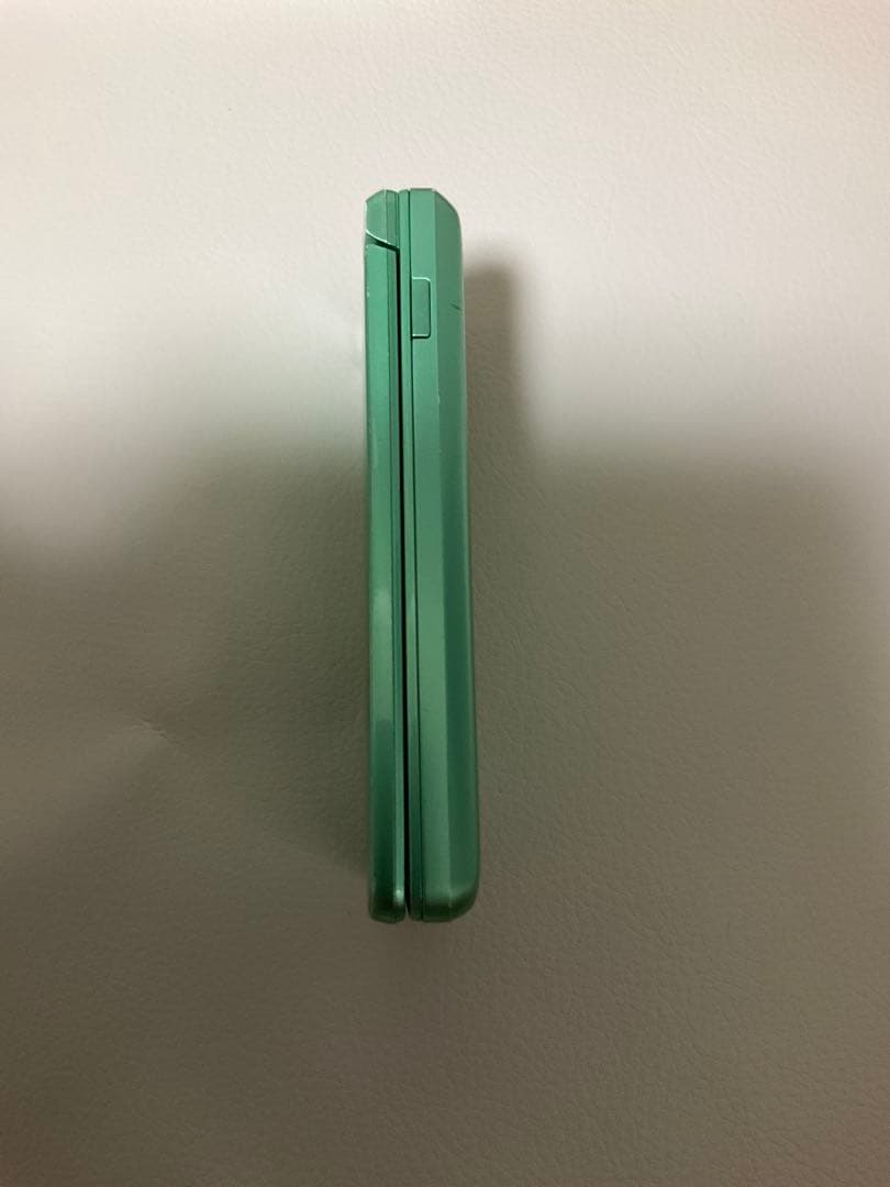 AQUOS ケータイ3 806SH 携帯本体 ガラケー 4G S