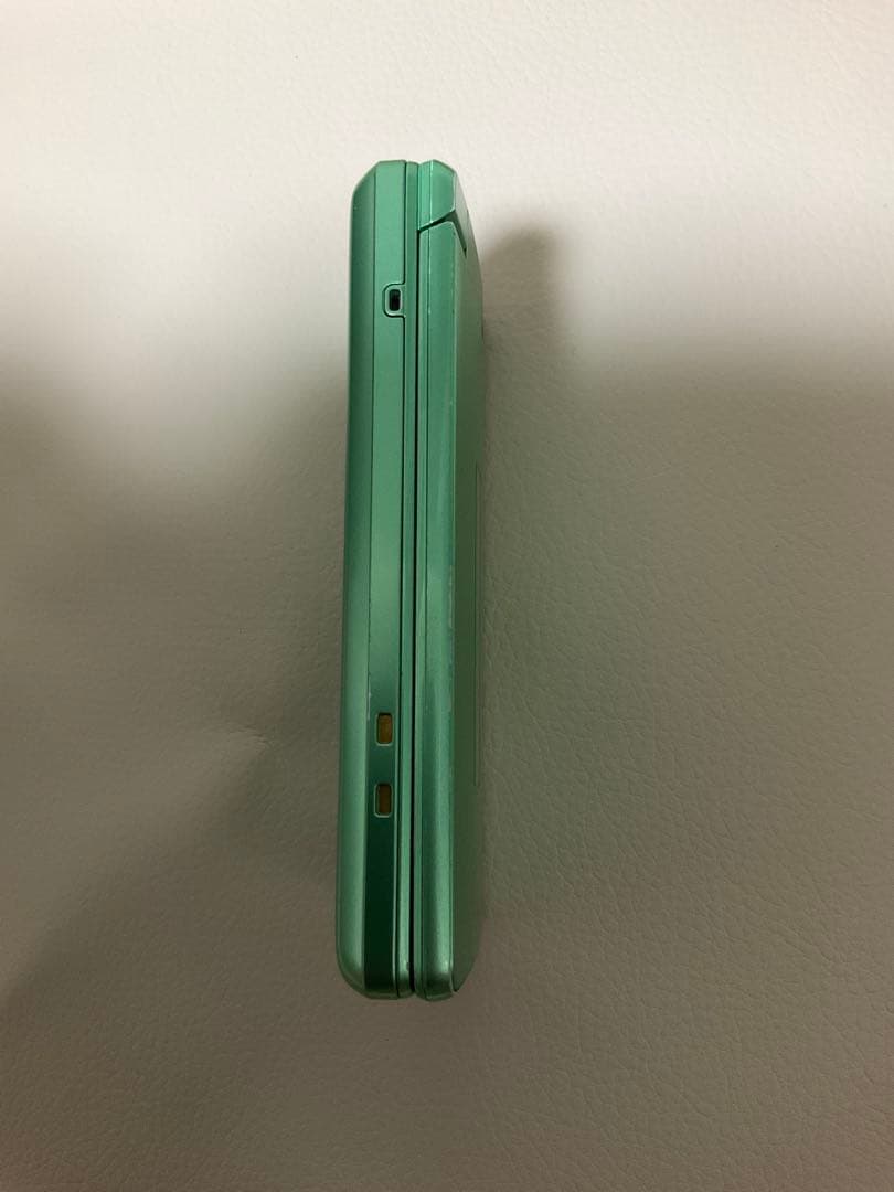 AQUOS ケータイ3 806SH 携帯本体 ガラケー 4G S