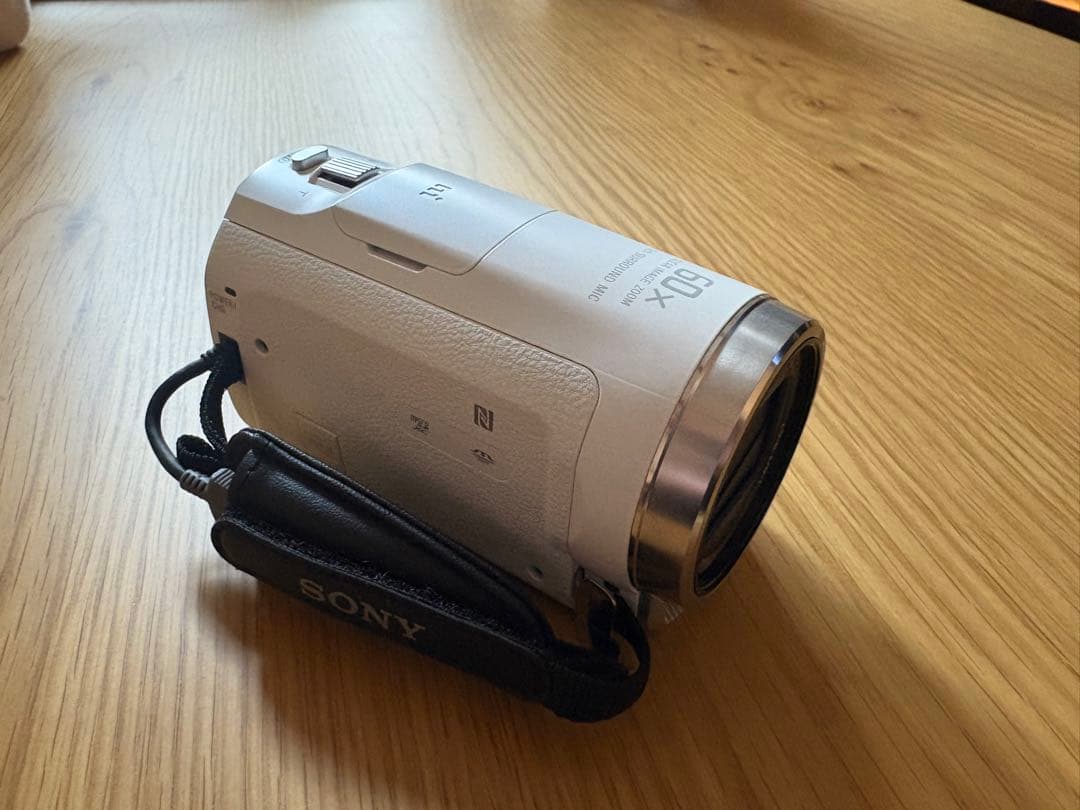 ソニー　ビデオカメラ　SONY HDR-CX680 ハンディカム HD ホワイト