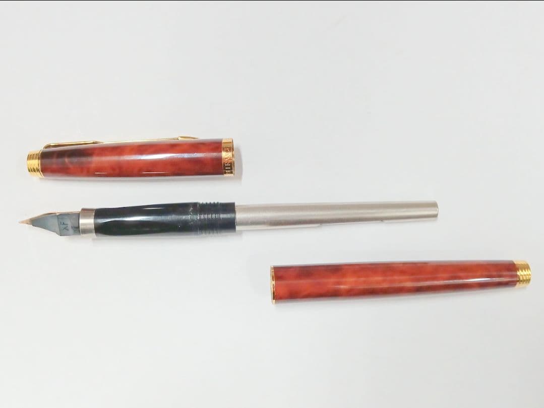 パーカー（Parker）ブラウンマーブル模様　万年筆とボールペンのセット