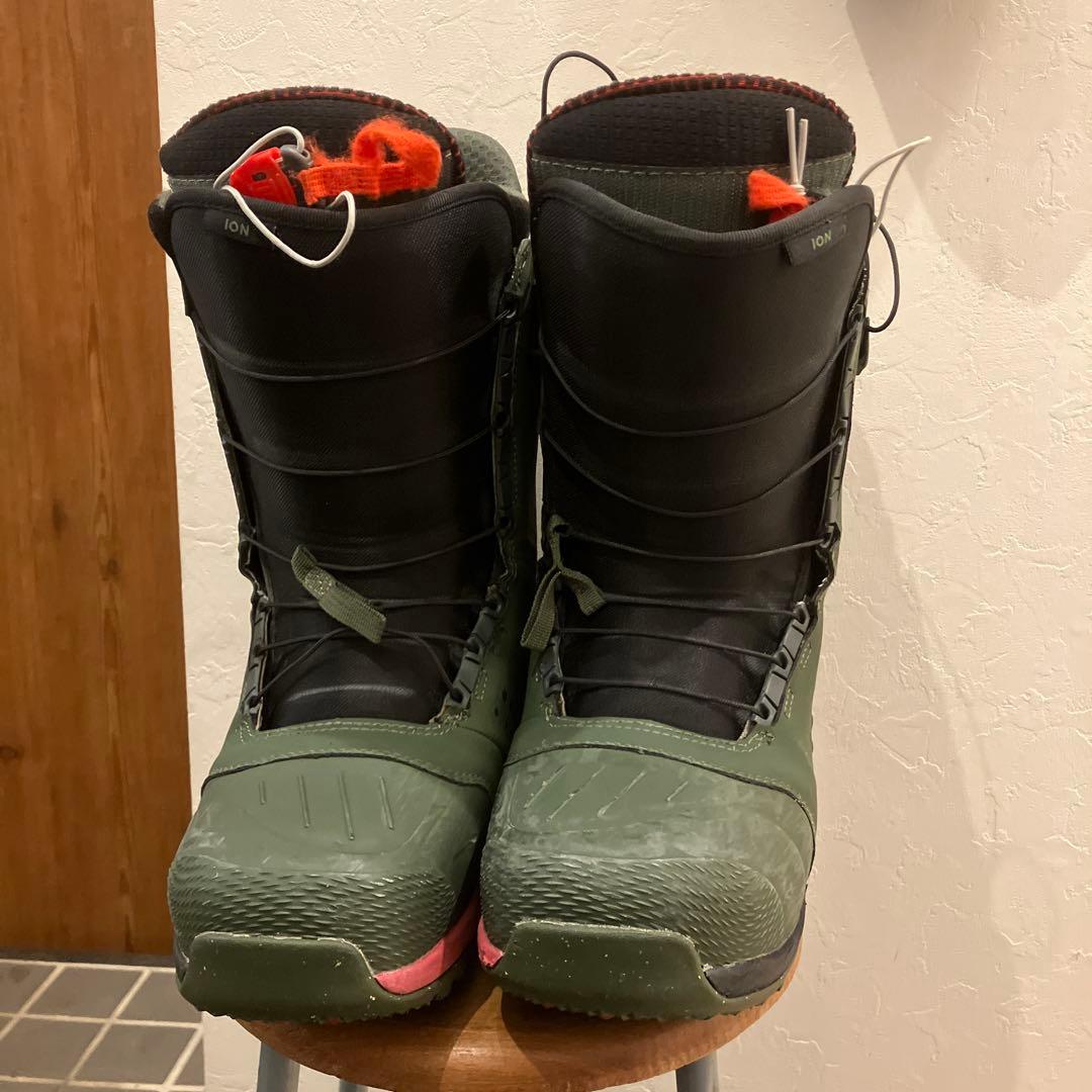 BURTON スノーボードブーツ　ION