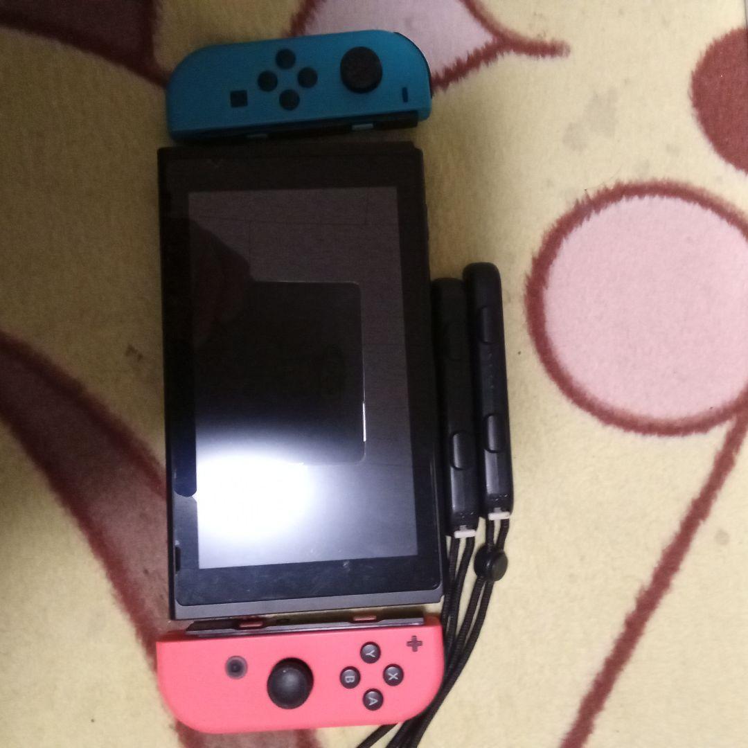 Nintendo Switch 本体 赤/青 充電器付き　スイッチ旧型