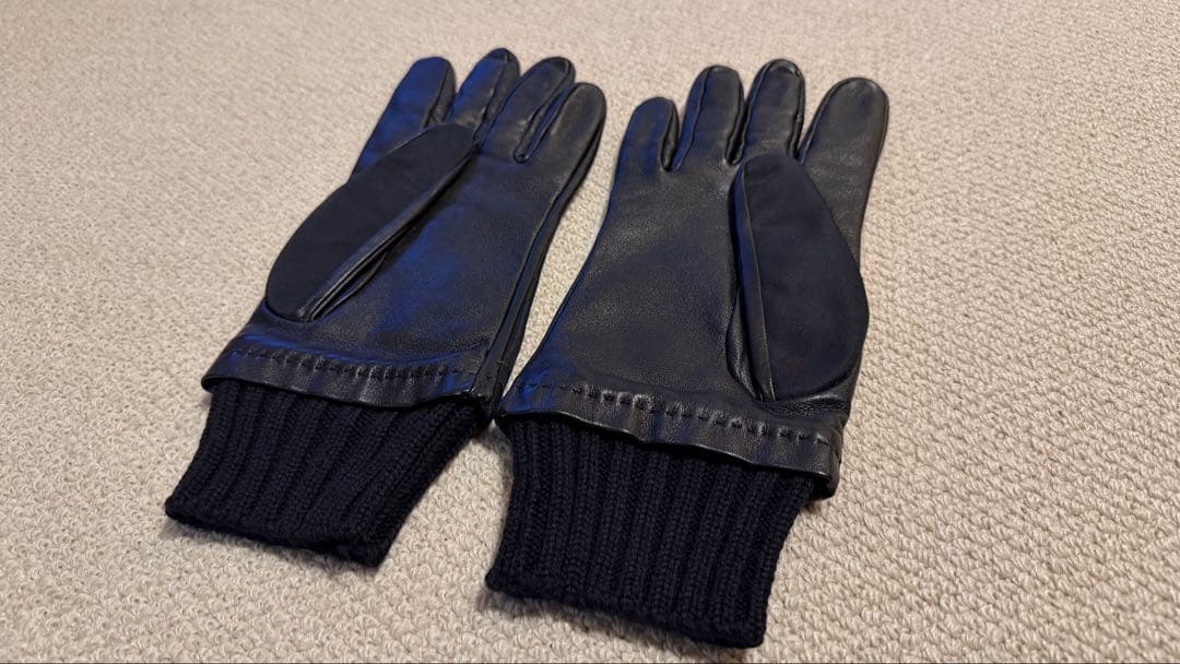 PRADA プラダ　手袋