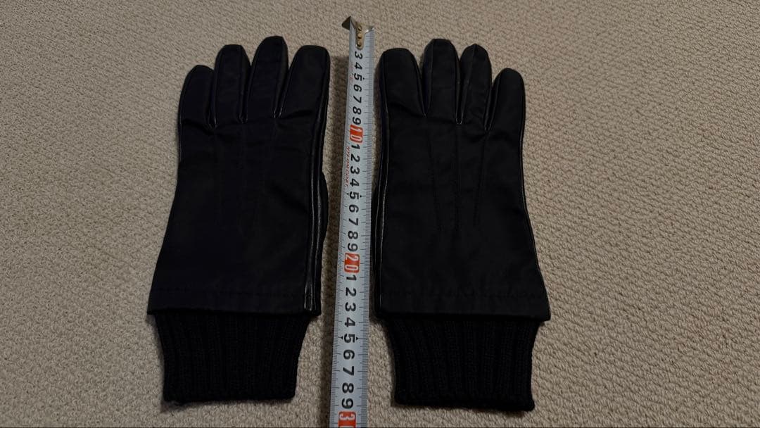 PRADA プラダ　手袋