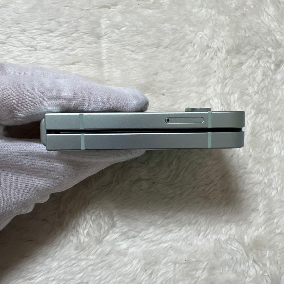 Galaxy Z Flip6 256GB ミント 美品 i42