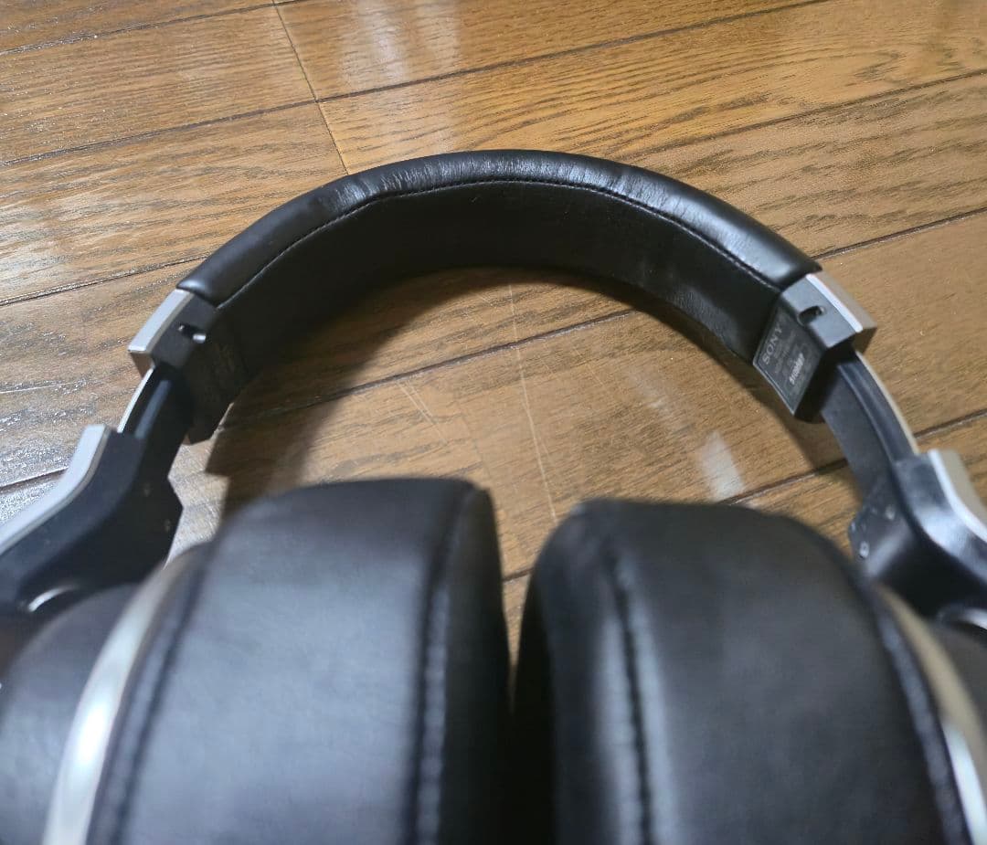 ヘッドホン MDR-HW700DS