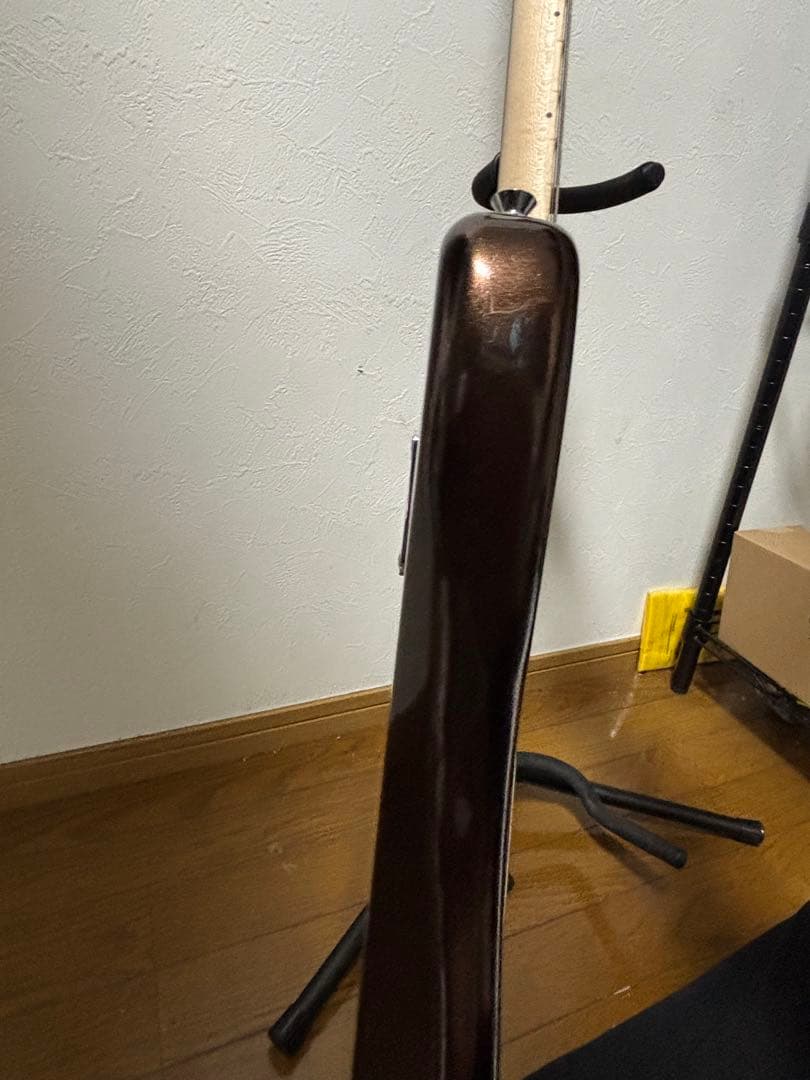 Squier Affinity Series Jaguar メタリックブラウン