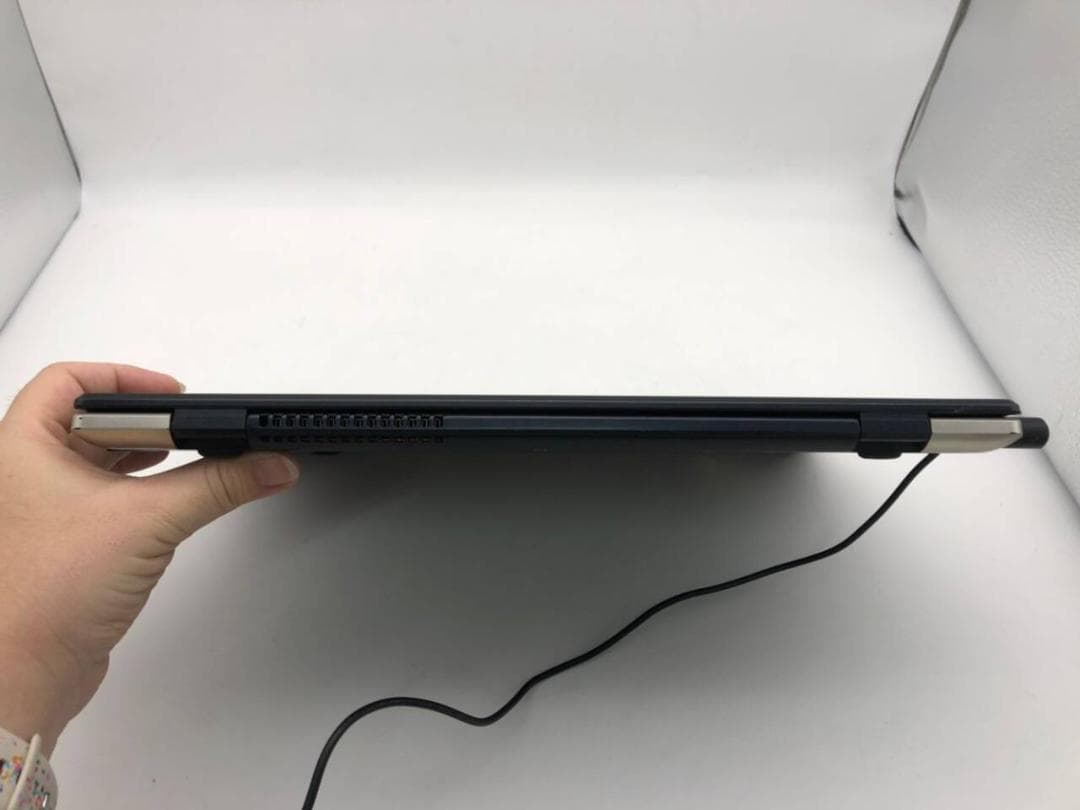 ダイナブック G83 i5第8世代-8250U/8GB/SSD256GB