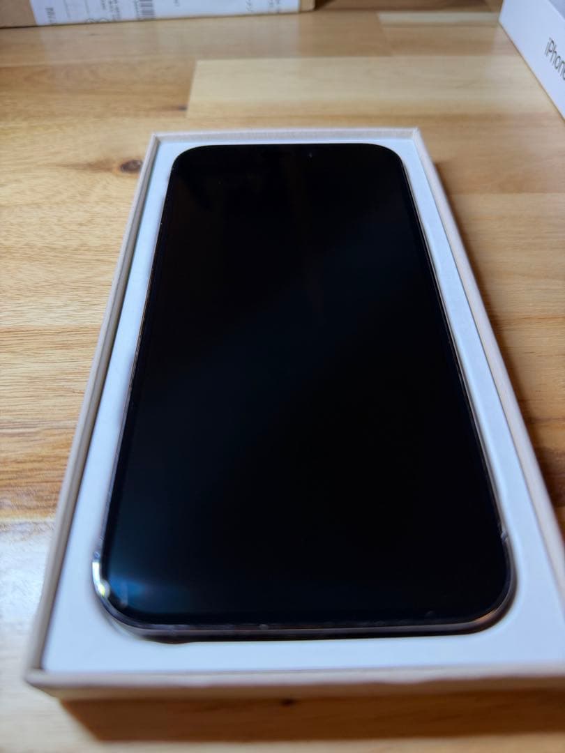 Apple iPhone 14 Pro ディープパープル256GB 電池交換済み