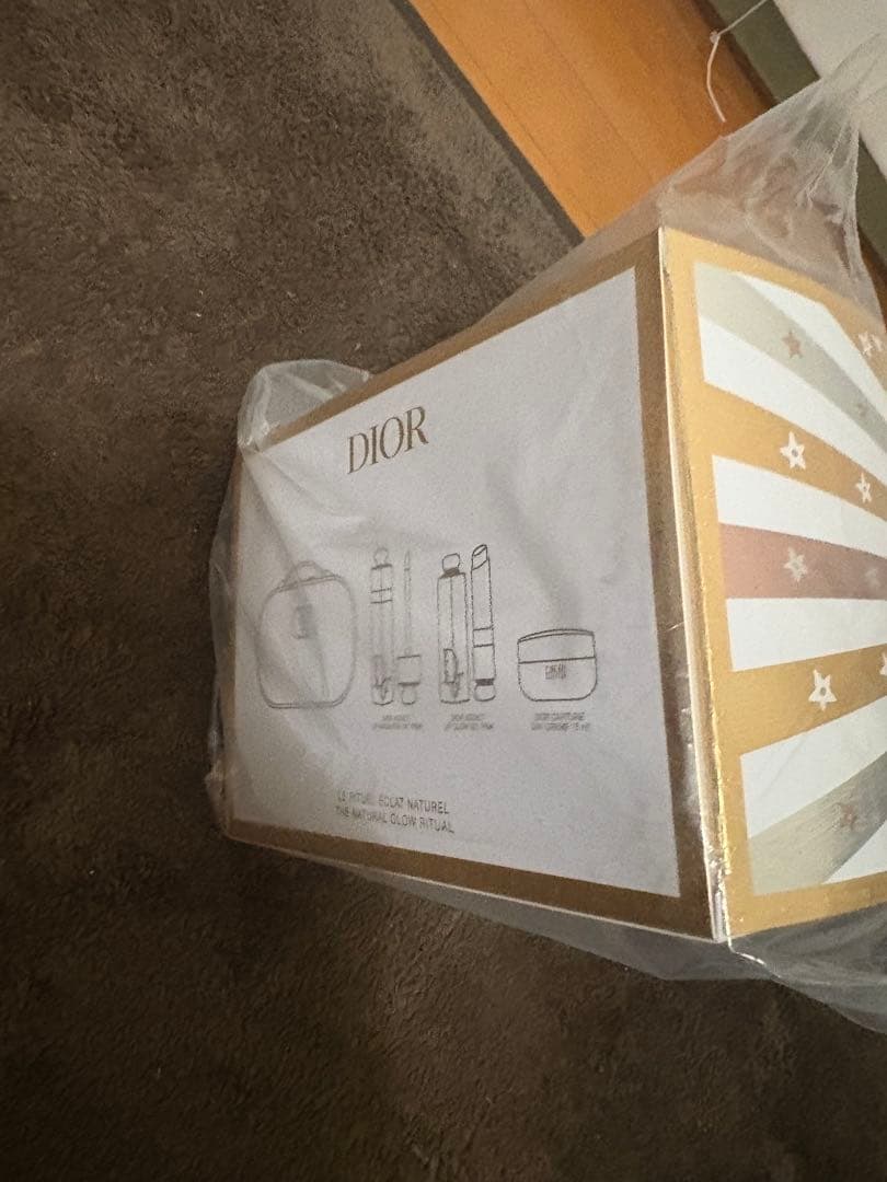 未開封DIOR ホリデー オファー (限定品) 2025 セット ショッパー付