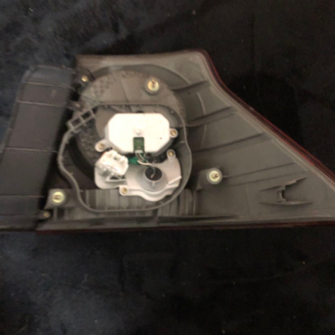 18クラウンアスリートLEDテールランプ 赤 2点セット