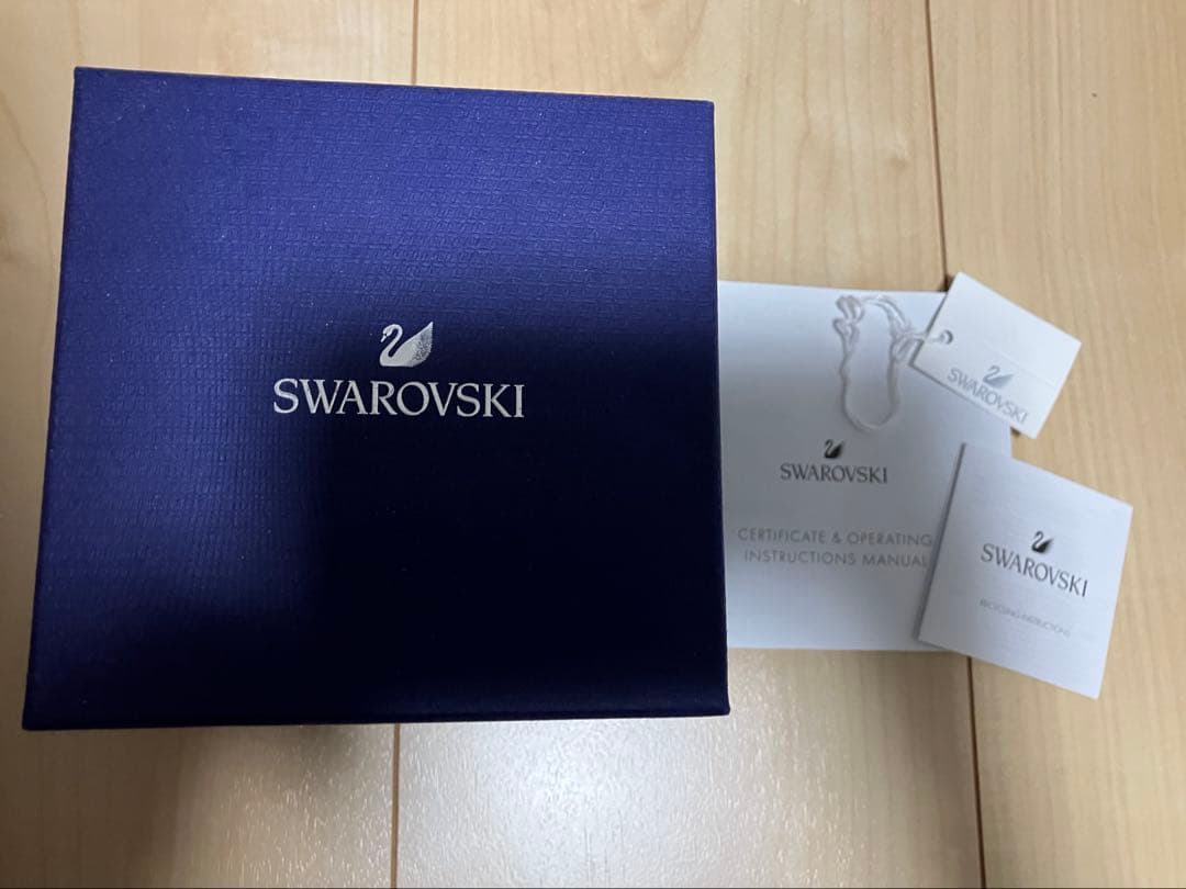Swarovski ネイビー ブルー 腕時計