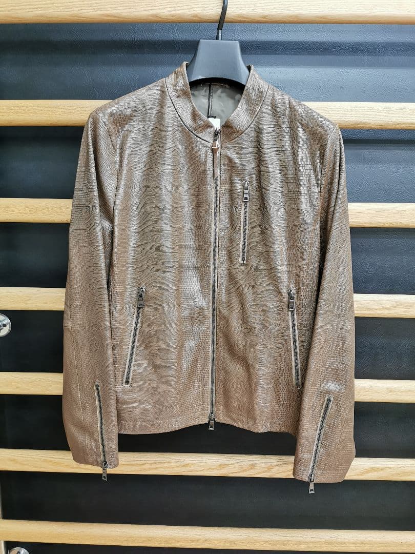 EPOCA PRIMA COLLECTION 型押しシングルライダースブルゾン