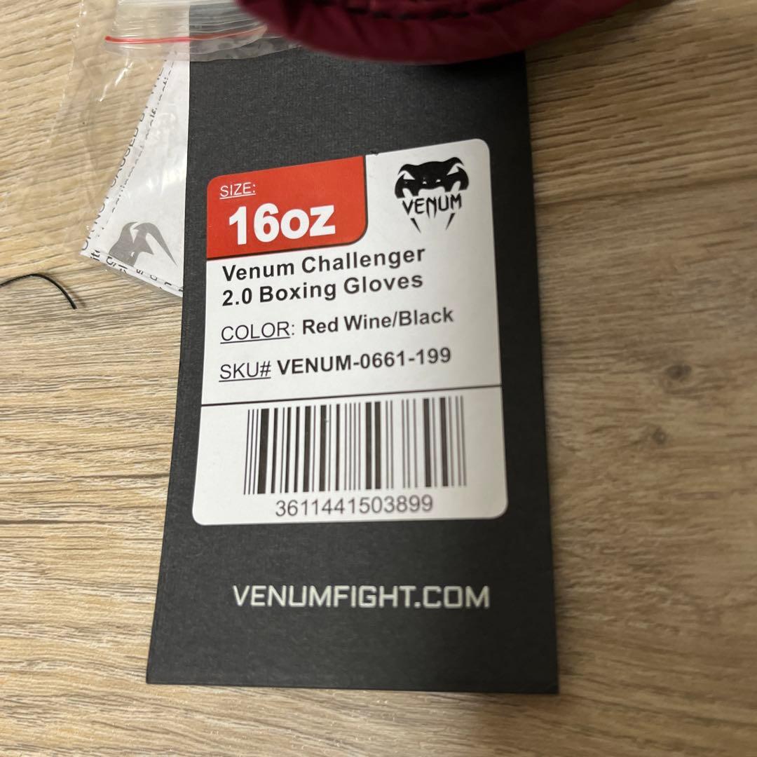 VENUM [ヴェヌム] ボクシンググローブ 16oz レッド ブラック