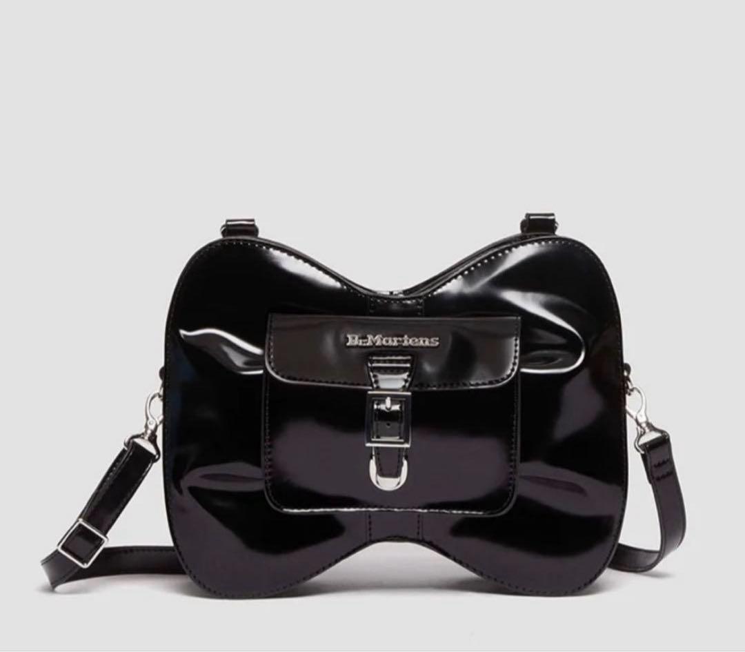 【極美品】Dr.Martens 2way リボン型バッグ バックパック ボウ