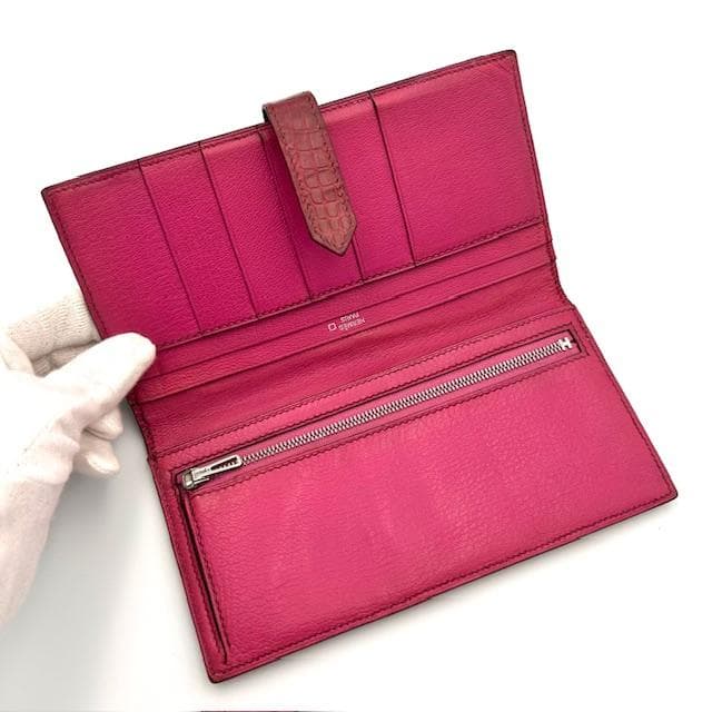 美品 エルメス HERMES ベアン アリゲーター ピンク 二つ折り長財布