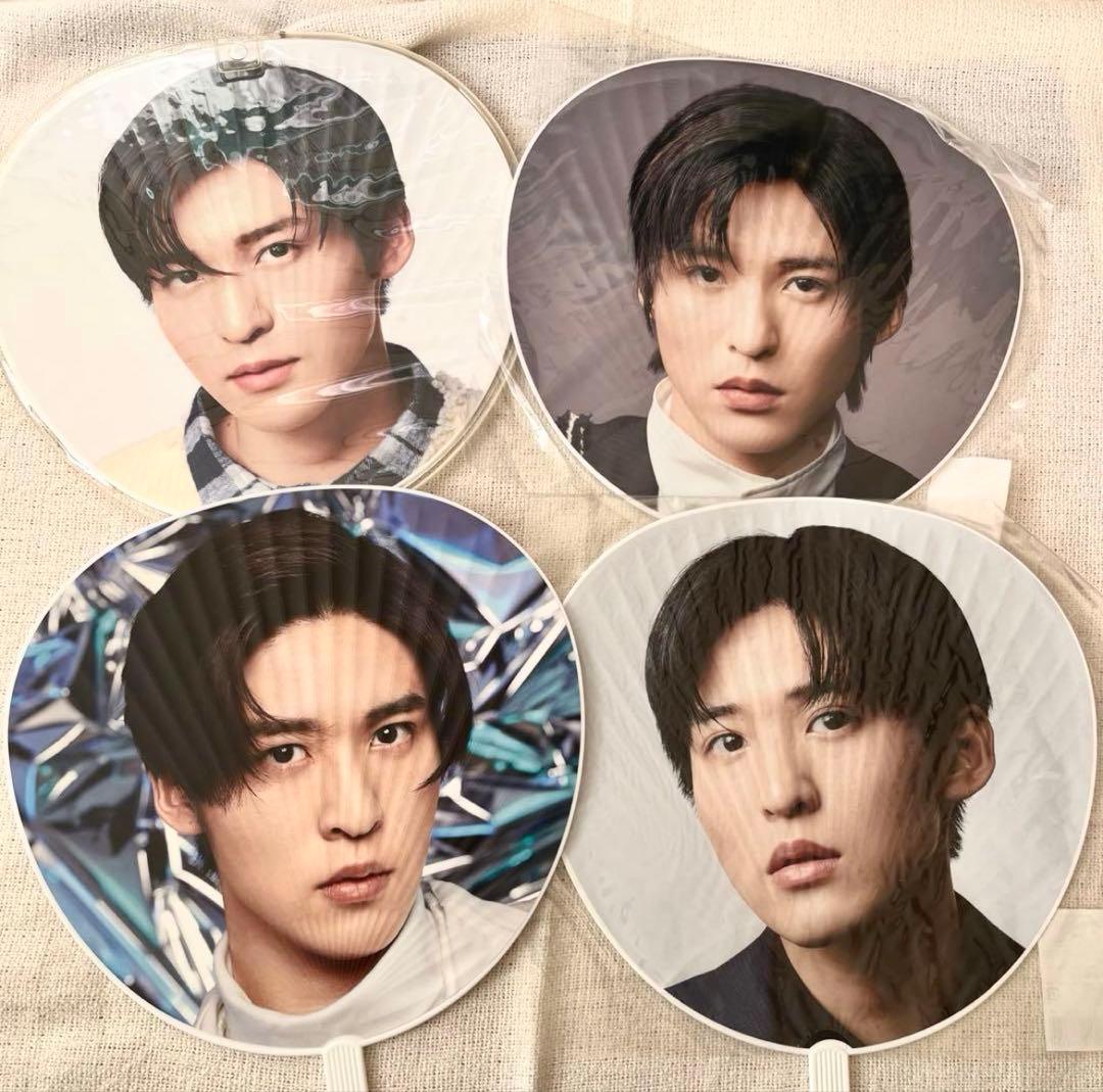 Man目黒蓮　公式写真173枚　アクスタうちわ12/18写真追加しました