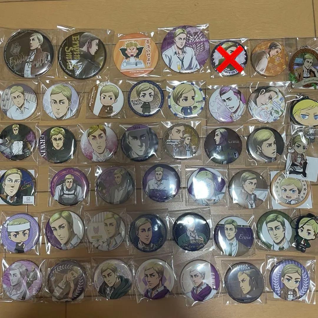 進撃の巨人　エルヴィン　缶バッジ　キーホルダー　まとめ売り
