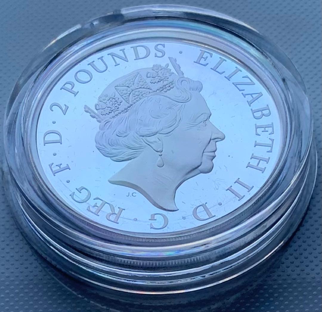 クイーンズビースト　プルーフ銀貨　レッドドラゴンオブウェールズ