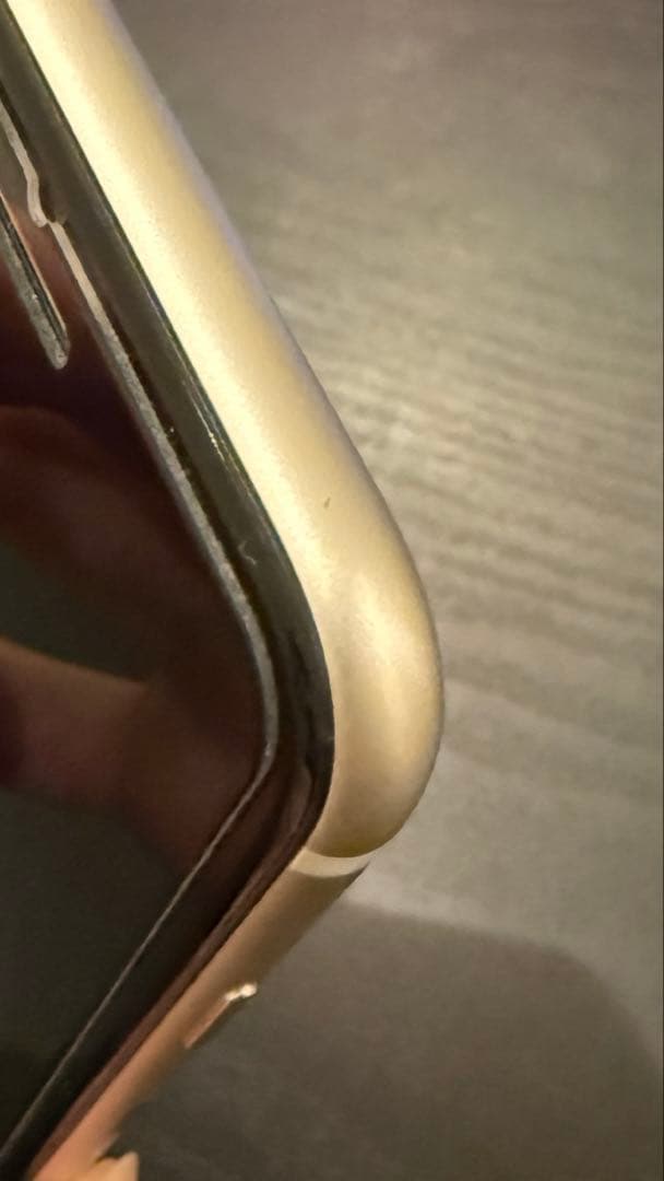 iPhone SE 第3世代 128GB スターライト (おまけ付き)