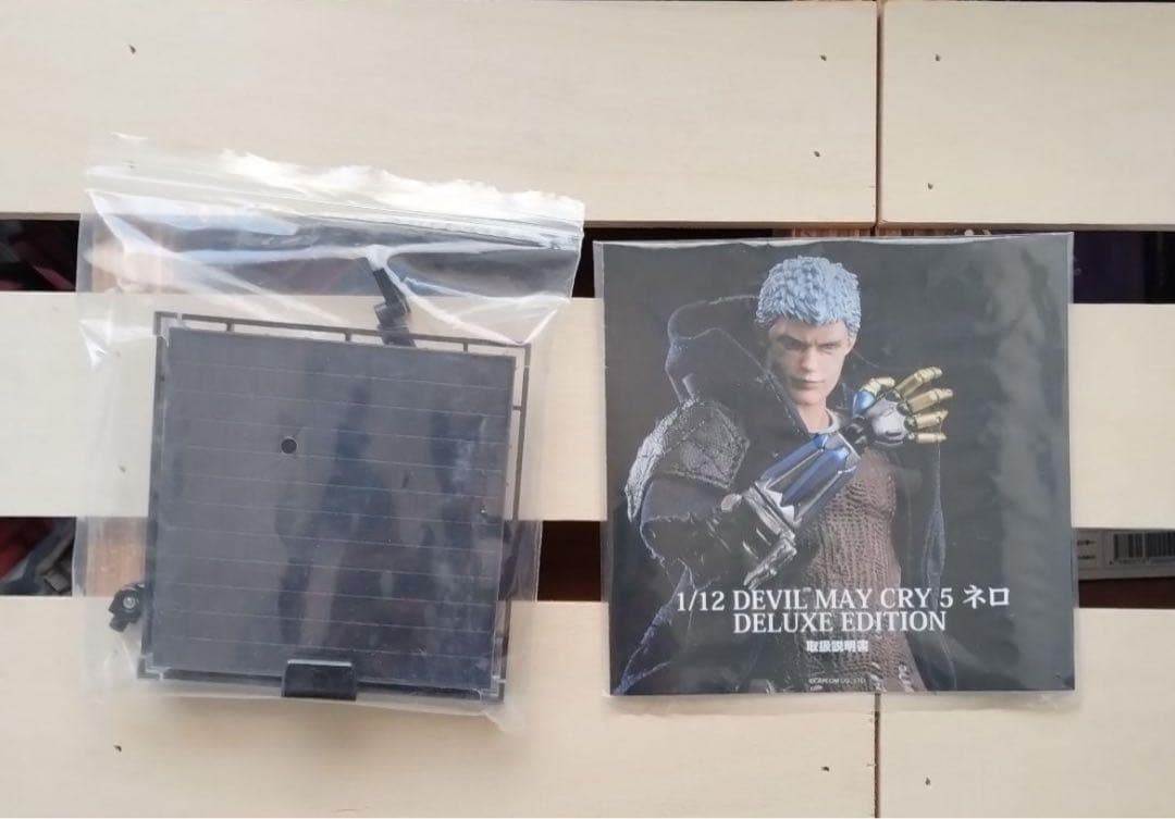 千値練　デビルメイクライ 5 ネロ ダンテ DELUXE EDITION