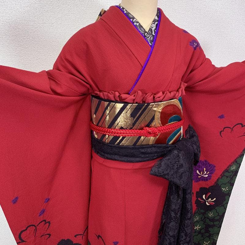 510z24☆人気！振袖 身幅広め 高身長 モダン 金駒刺繍☆美品 成人式結婚式