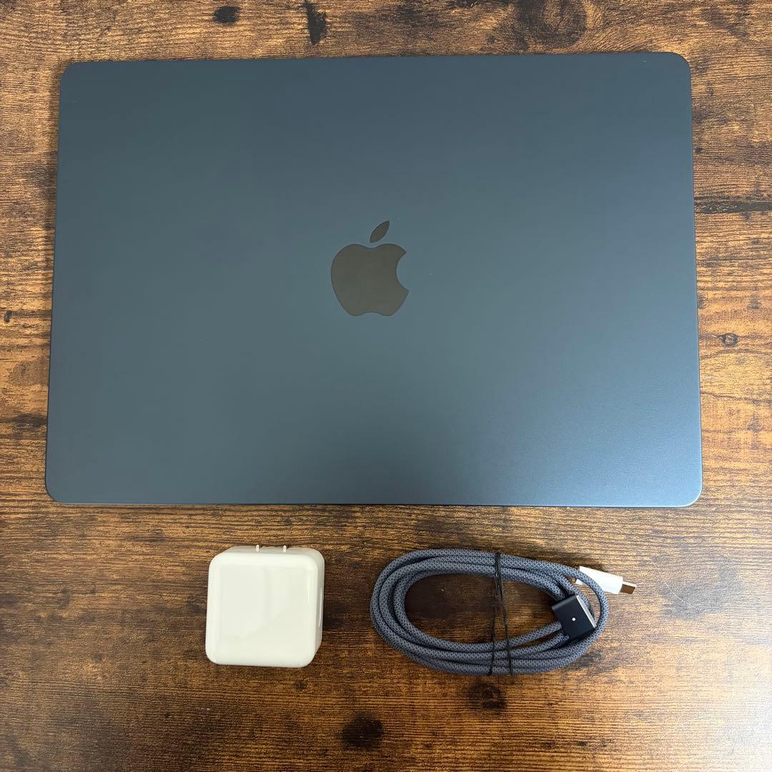 MacBook Air 13.6インチ M3 16GB SSD 512GB