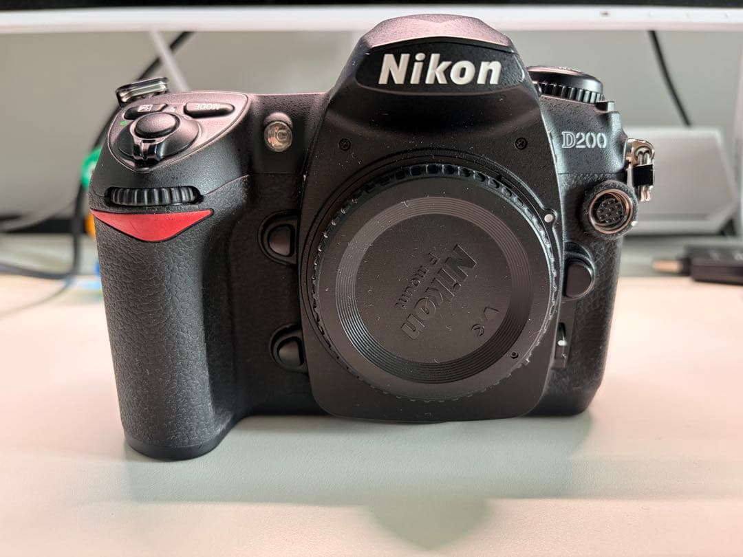 Nikon D200 デジタル一眼レフカメラ