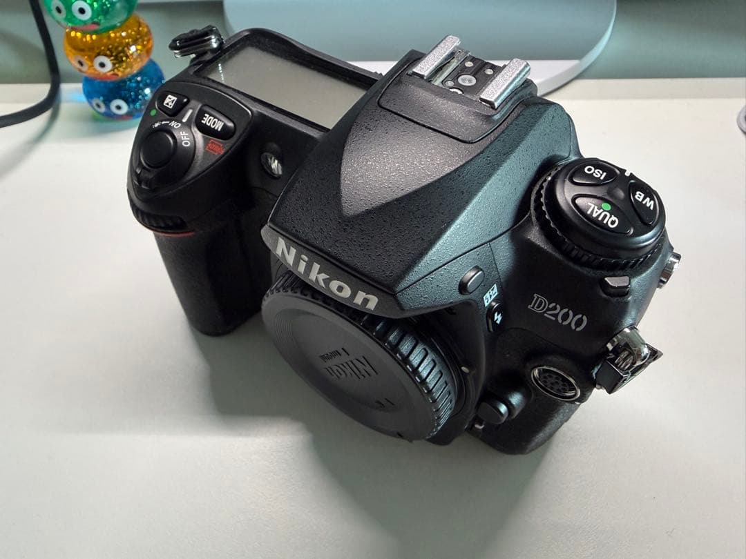 Nikon D200 デジタル一眼レフカメラ