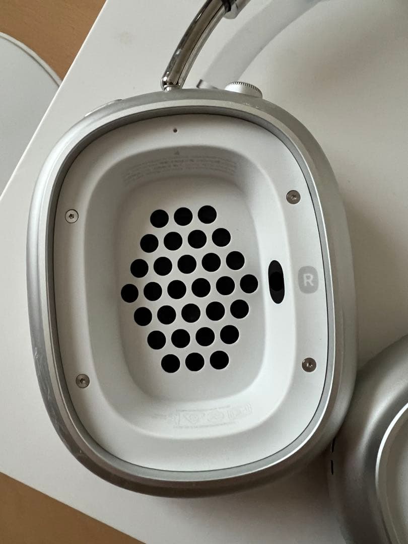 AirPodsMAX シルバー