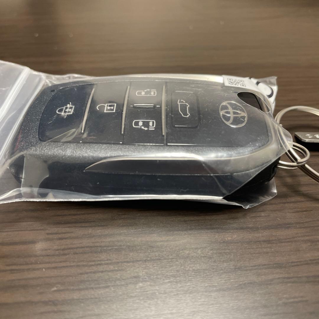 【新品】TOYOTA 40系アルファードハイブリッド　純正スマートキー