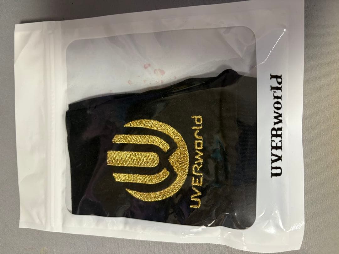 お*ぎ様 【新品未開封】UVERworld THE LIVEグローブ