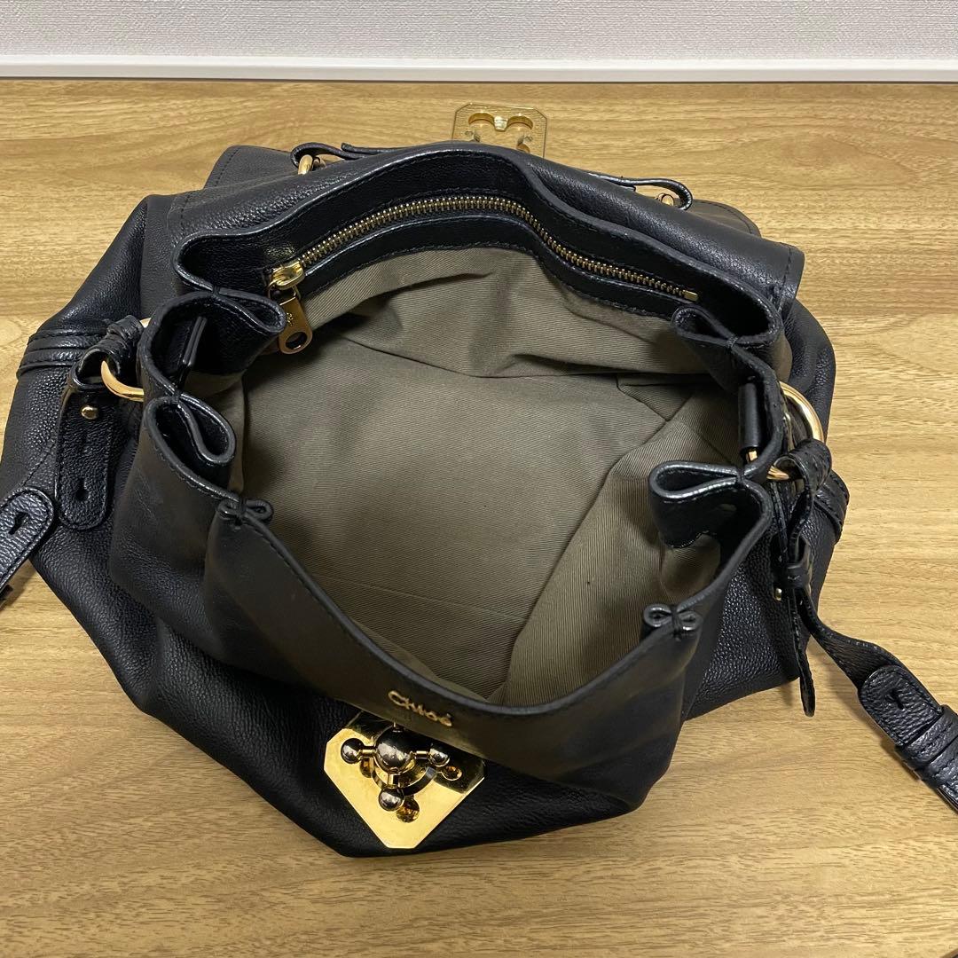 《美品》Chloe（クロエ） レザー ショルダーバッグ ブラック 黒