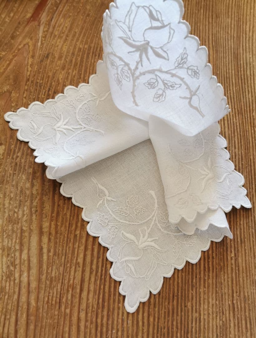 アンティーク フランス オールドローズ ホワイト刺繍 スカラップリネンクロス