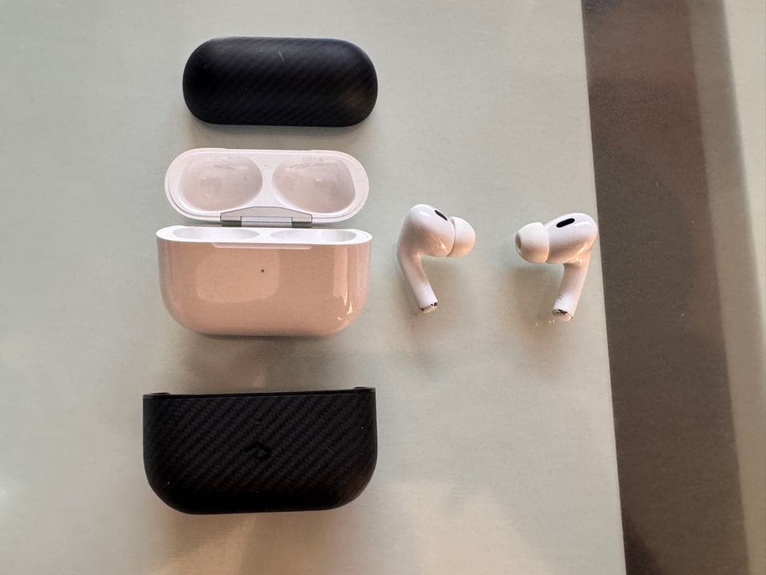 AirPods Pro 2（Lightning端子）PITAKAケース付き