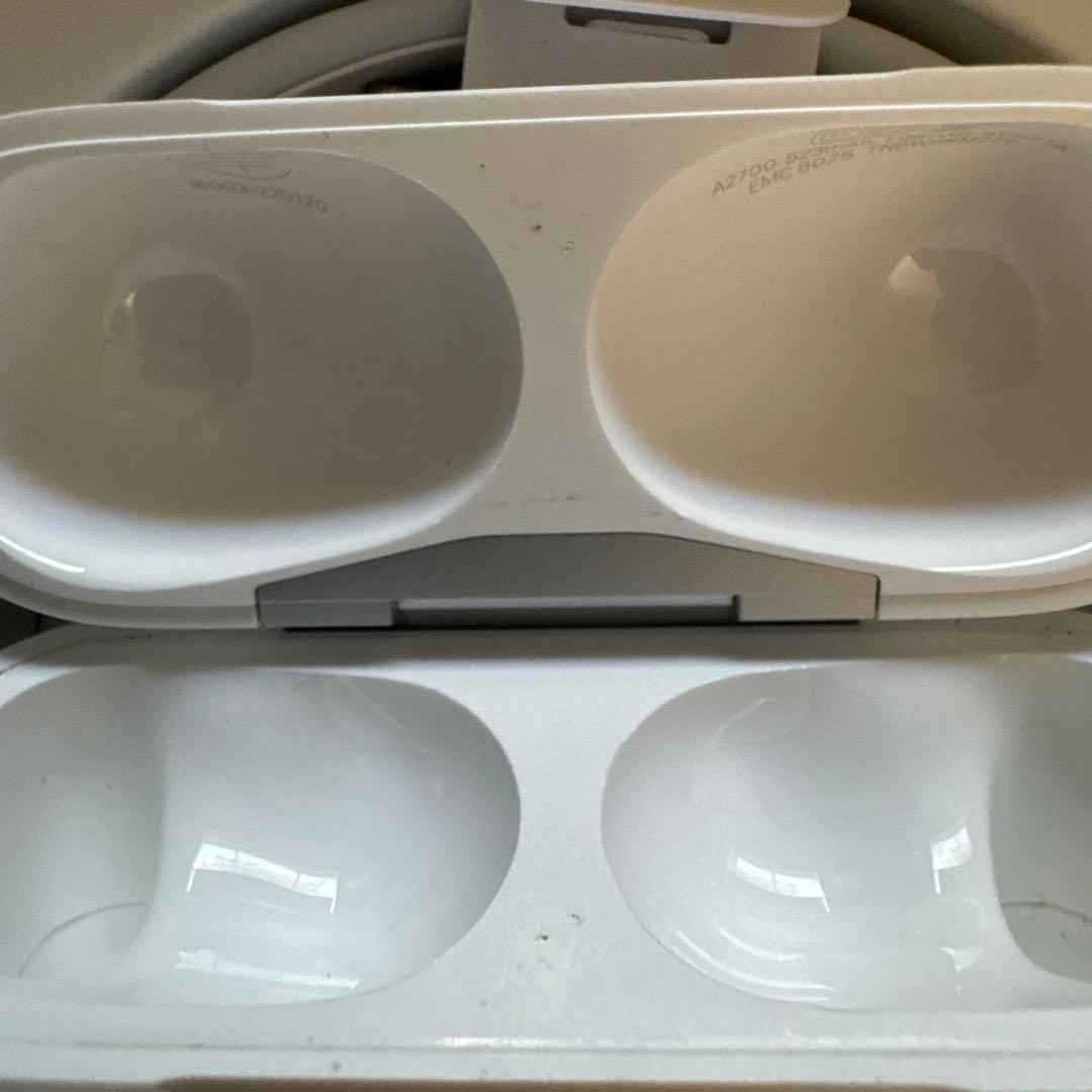 AirPods Pro 2（Lightning端子）PITAKAケース付き