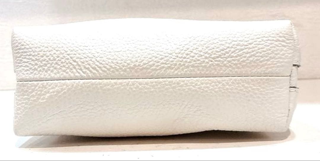 【美品】GIANNI CHIARINI アリファ S ショルダーバッグ　ホワイト