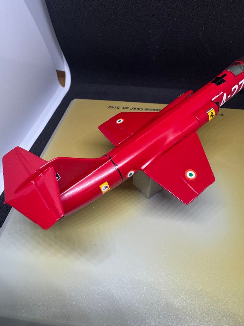 フェラーリ カラー　イタリア空軍戦闘機F104