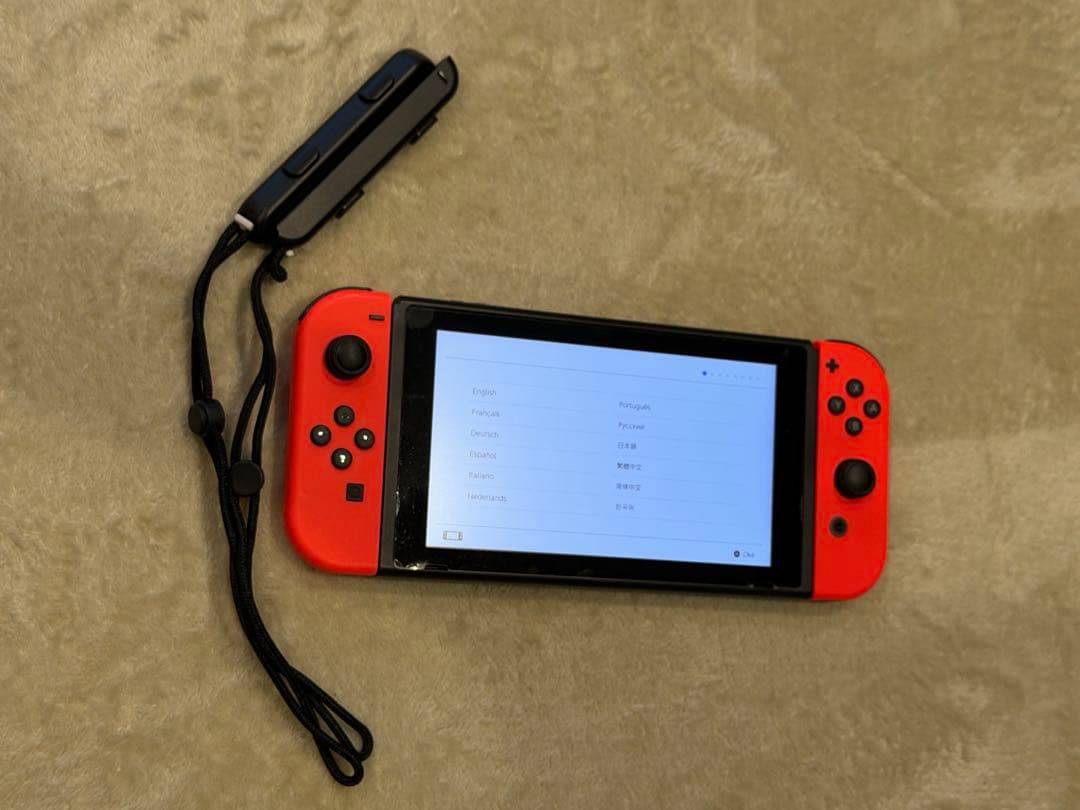 Nintendo Switch 本体 赤ストラップ付き