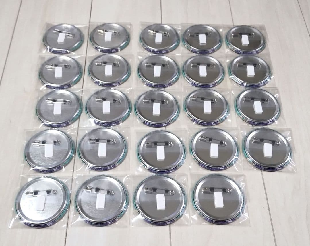 バンドリ　ガルパ　白鷺千聖　ローソン　缶バッジ　24個セット