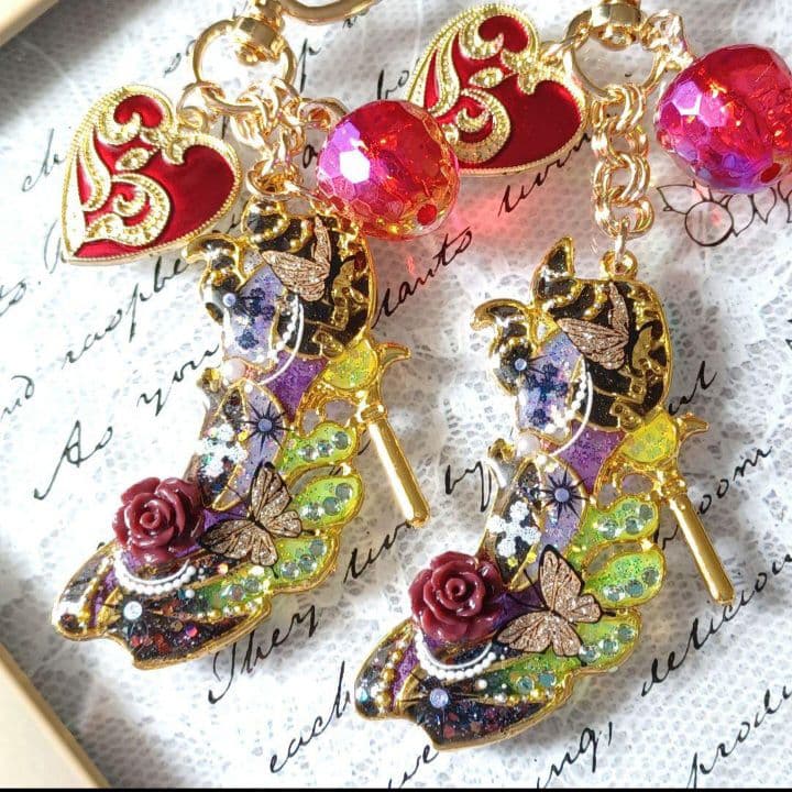 ♡プリンセス♡ハイヒール　アリス&うさぎ　他レジンキーホルダー計8点